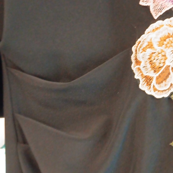 Joseph Ribkoff Elegant Black and White Floral Dress - Picture 4 of 6